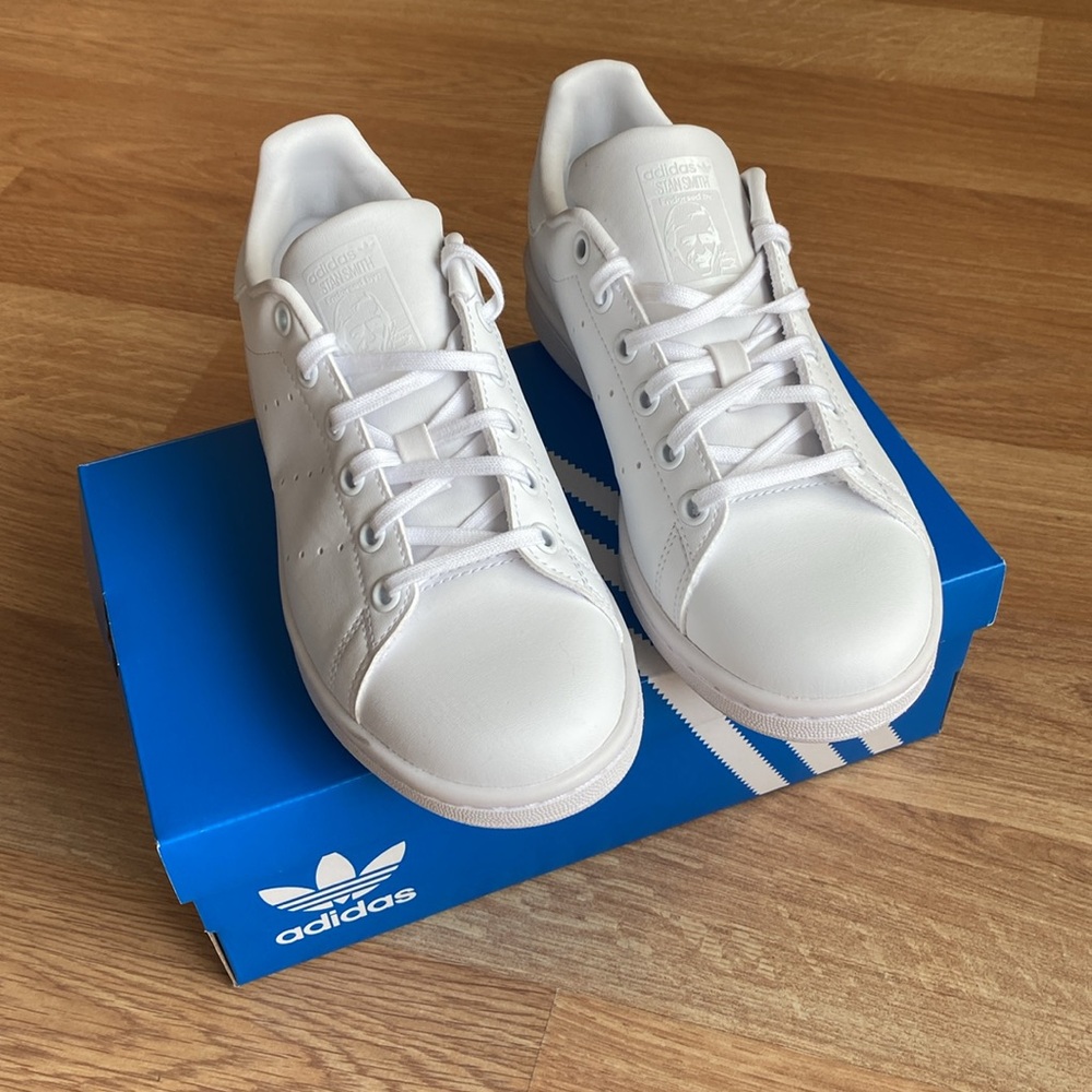 Adidas Stan Smith kids 4.5 - Picture 3 of 9